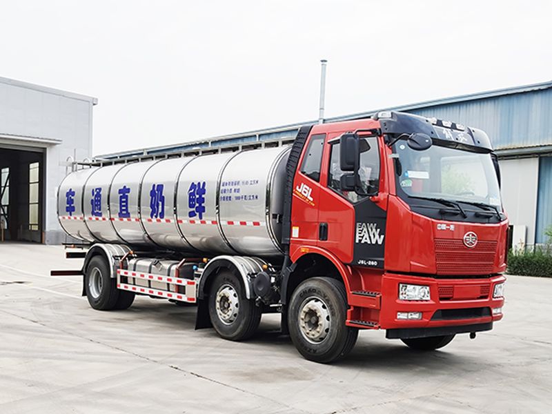 一汽解放3橋鮮奶運(yùn)輸車(chē)（15.6立方）